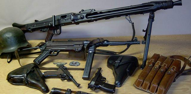 在二战中，一共生产了120万支mp40冲锋枪