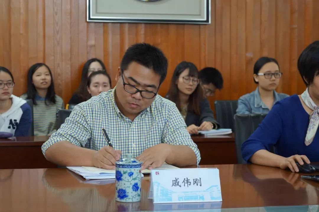 杭州师范大学纪委书记郝敬习一行来我校走访看望实习生