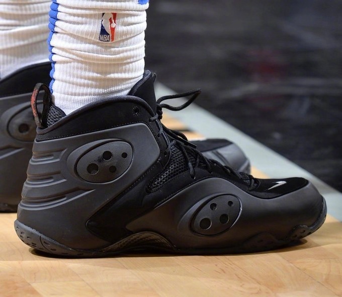 5日NBA球鞋上腳一覽:猛龍小將戰靴致敬德羅讚 運動 第3張