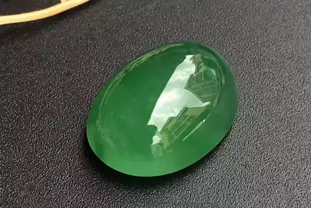绿色的玉石就是翡翠?别开玩笑了!