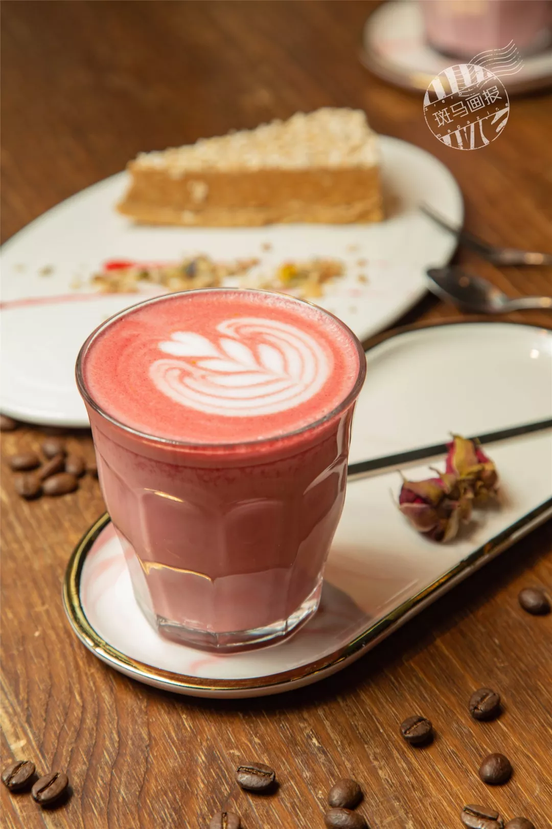 红丝绒拿铁 red velvet latte