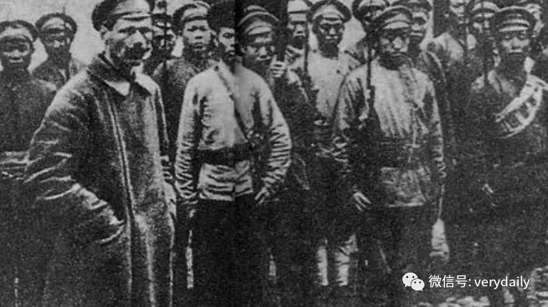 十月革命中的「中國軍團」：躍馬揚鞭，揮戈殺敵，戰功赫赫 歷史 第1張