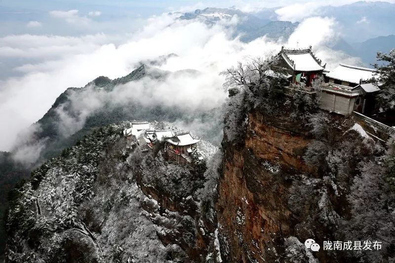 成县鸡峰山初冬雪景美的逆天,仙境也不过如此!(视频)