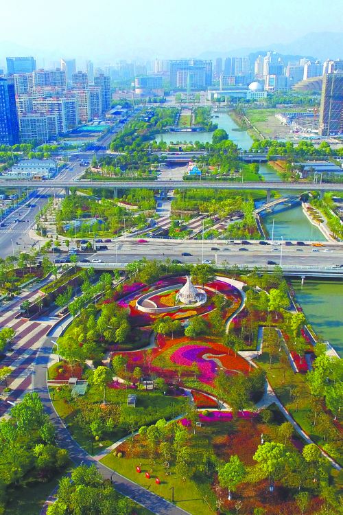 在中央绿轴邂逅城市的澎湃与温柔_公园