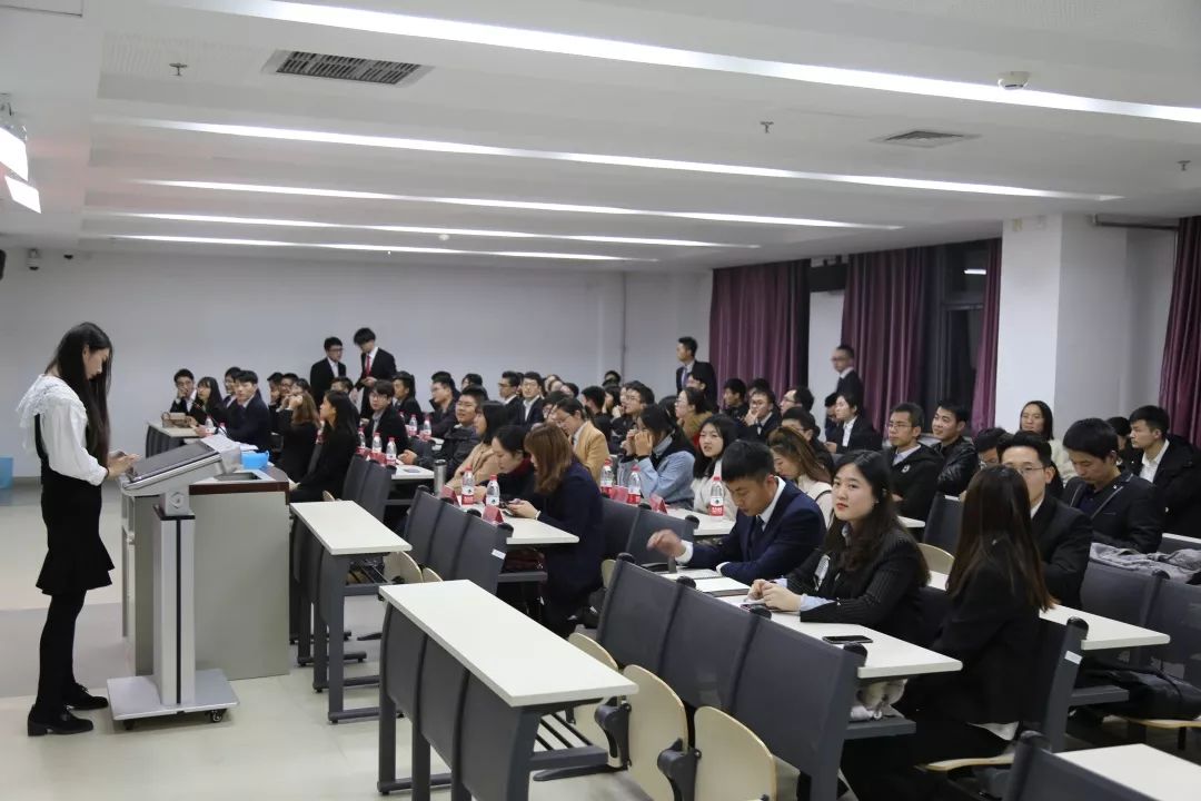 中国石油大学北京第二十五届二任研究生会成立大会顺利召开