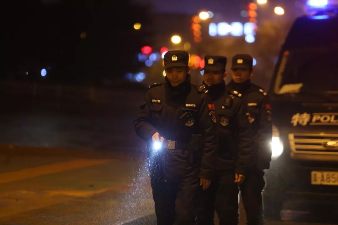 今日立冬,别忘了那些让我们"三冬暖"的人民警察