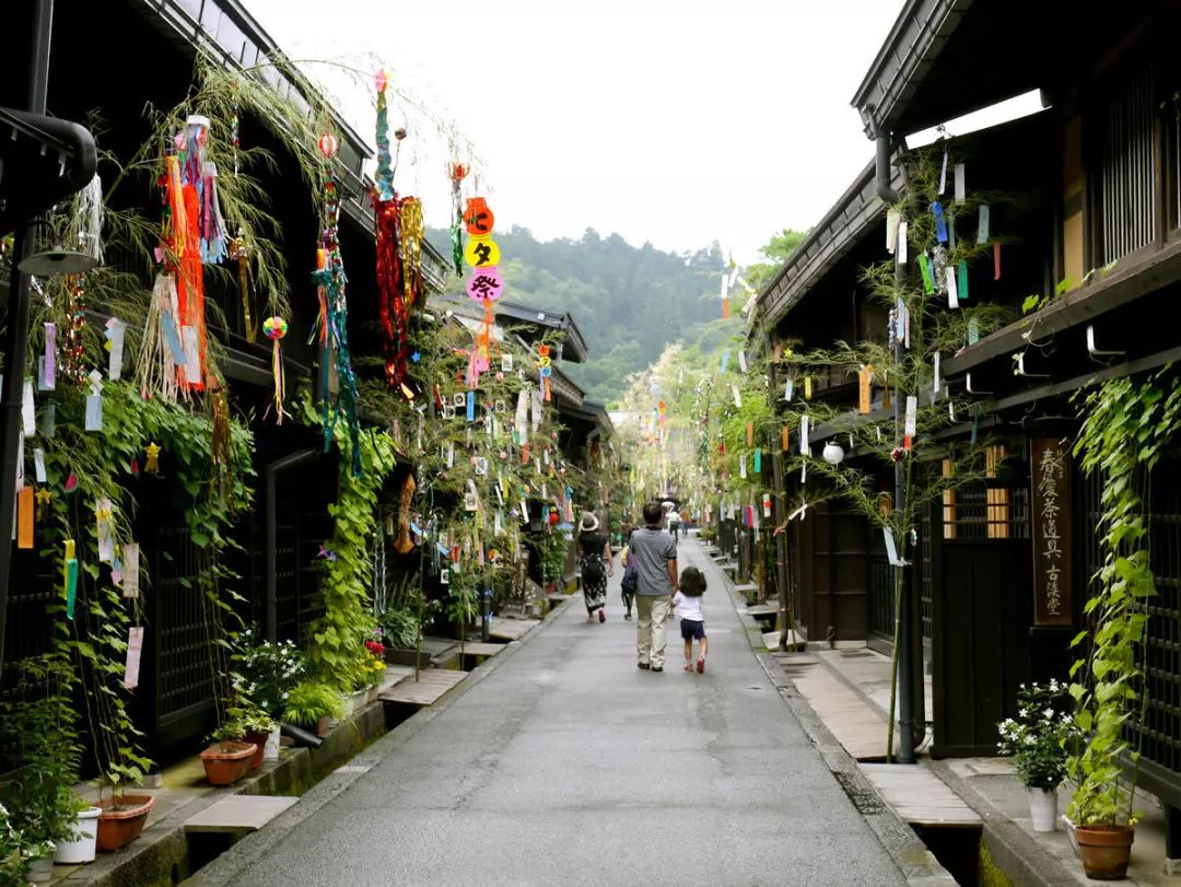 高山 飞驿小京都 白川乡—高山 2小时 高山市是日本最大的市町村