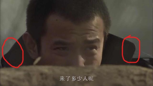 文章主演的《雪豹》抗战神剧穿帮镜头合集,一个比一个