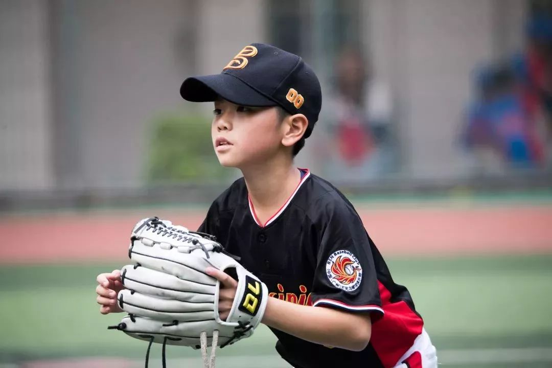 在奥运场馆上陪孩子打一场棒球是一种什么体验