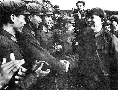 這位上將，毛澤東說他惹不起！曾一封信嚇得敵將拉手雷自殺 歷史 第4張