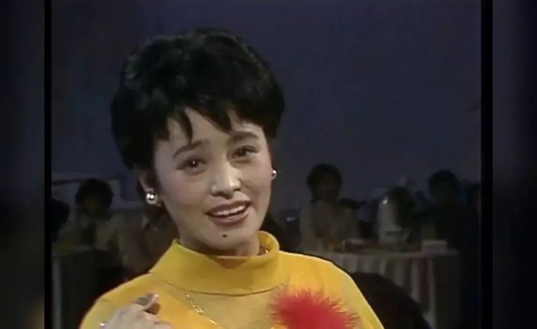 1983年春晚 郑绪岚演唱