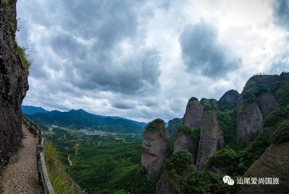 第一天:汕尾 河源连平 小武当山(含午,晚餐)住:九连山度假村