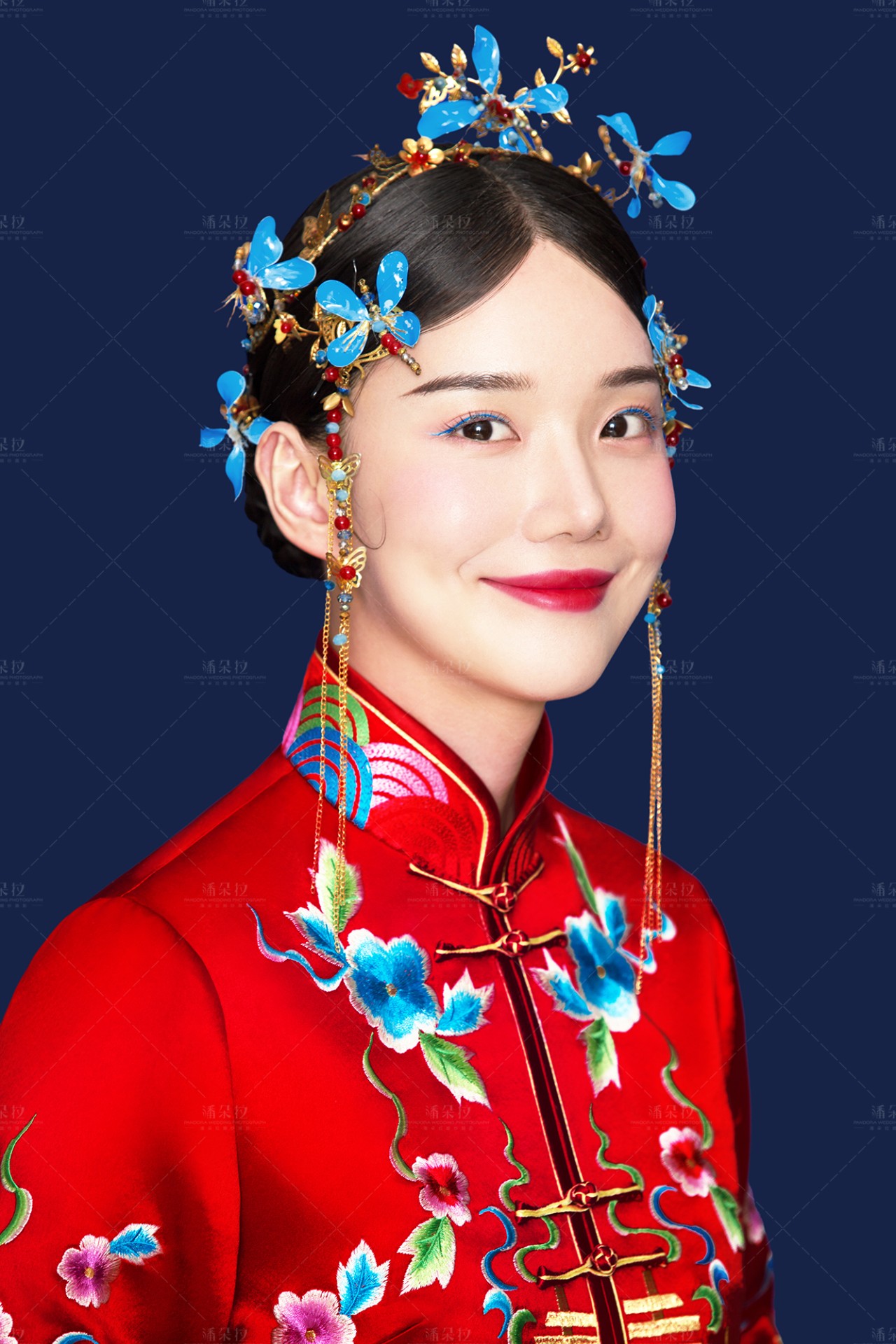 格格服婚纱照_还珠格格图片(2)