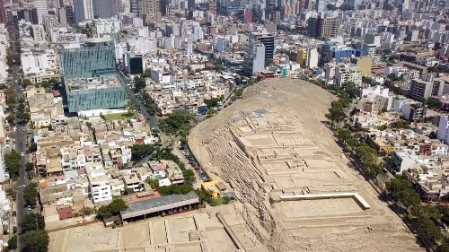 利马是秘鲁共和国的首都,也是秘鲁最大的城市 从建立开始到现在,已经