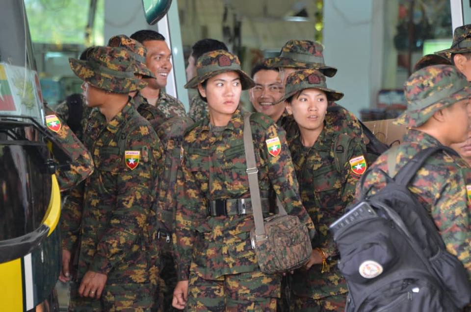 缅军代表团抵达马来西亚参加第28次东盟军用枪射击比赛