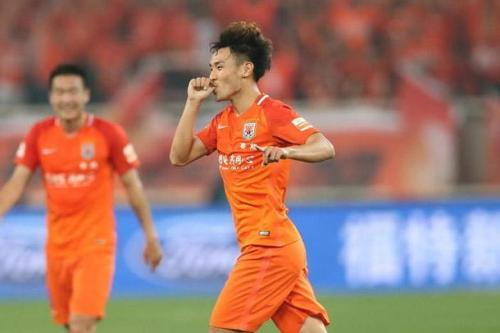 国足二期名单公布，黄健翔怒发言：被中国足球干了几年？