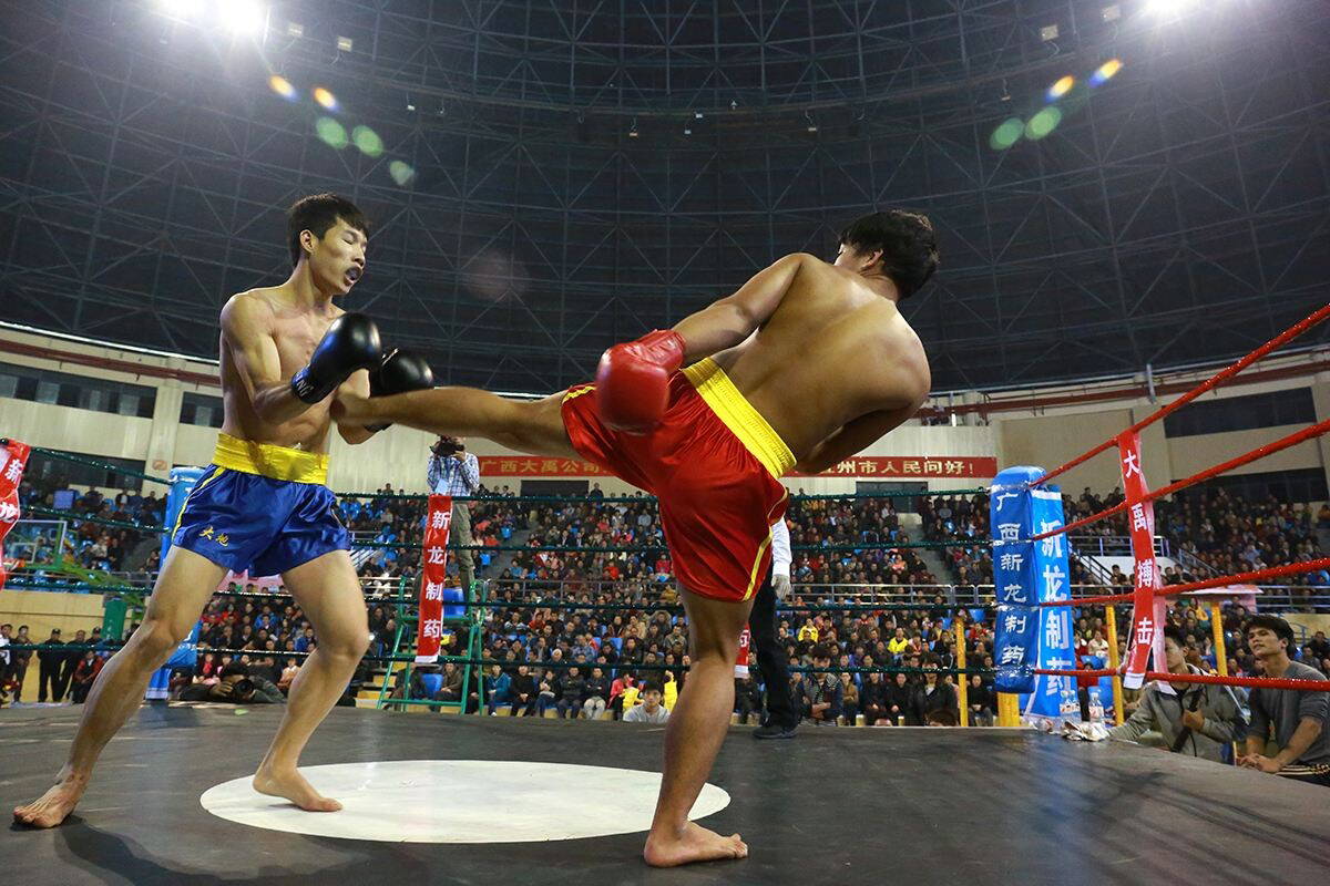 中国首位世界拳王打响复出之战！！终结对手18连胜！