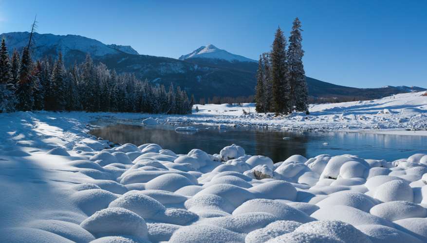 美景!冬天最适合旅行的地方,数九寒冬看冰魂雪魄,你准备好了吗