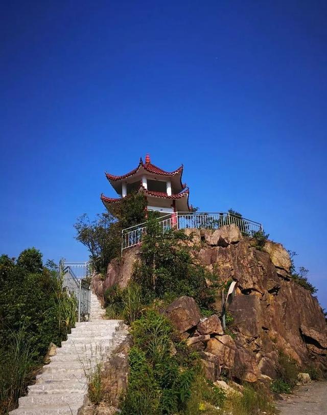 宁德有一山,山峰峻峭入云,远望如天马昂首~_白马山