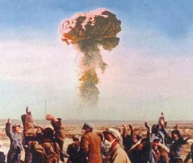美国第一颗原子弹叫瘦子,苏联叫南瓜,中国叫什么?你绝对想不到