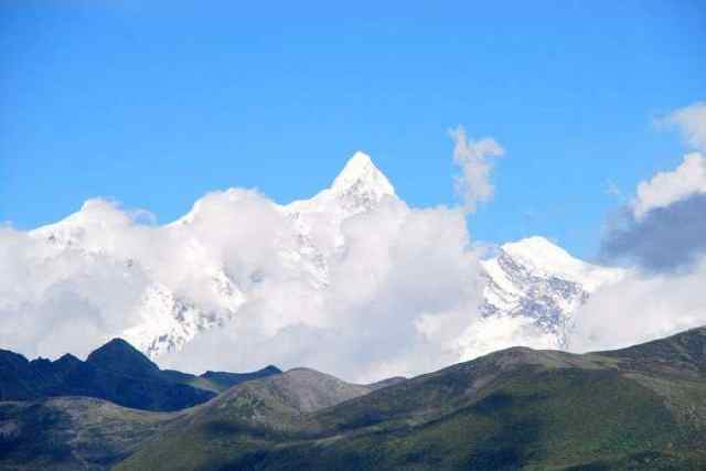 中国最"害羞"的山峰,很难见到其真容,你有这份运气吗?