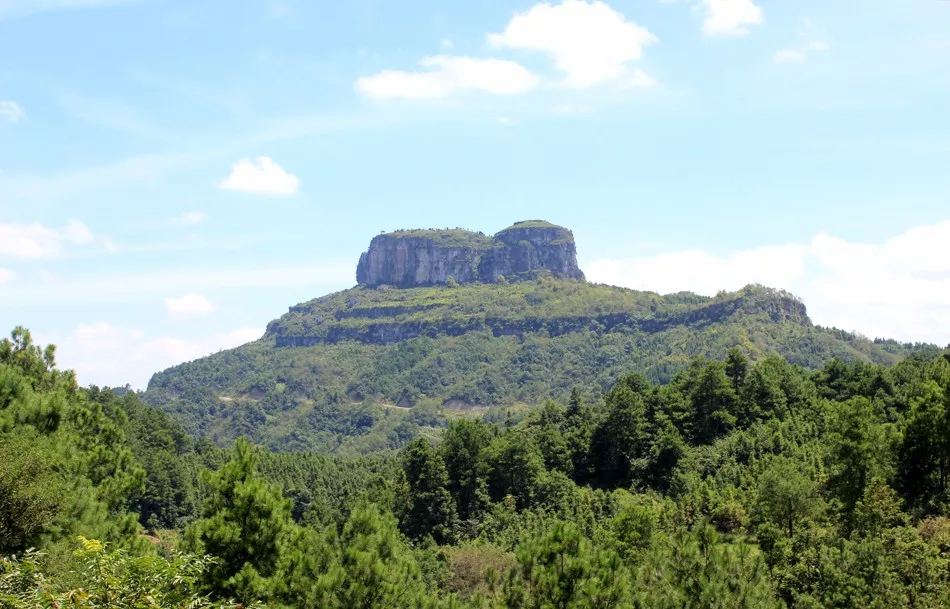 贵州凯里香炉山