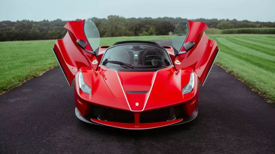 图赏/ 法拉利laferrari aperta,这枚敞篷辣马真帅气!