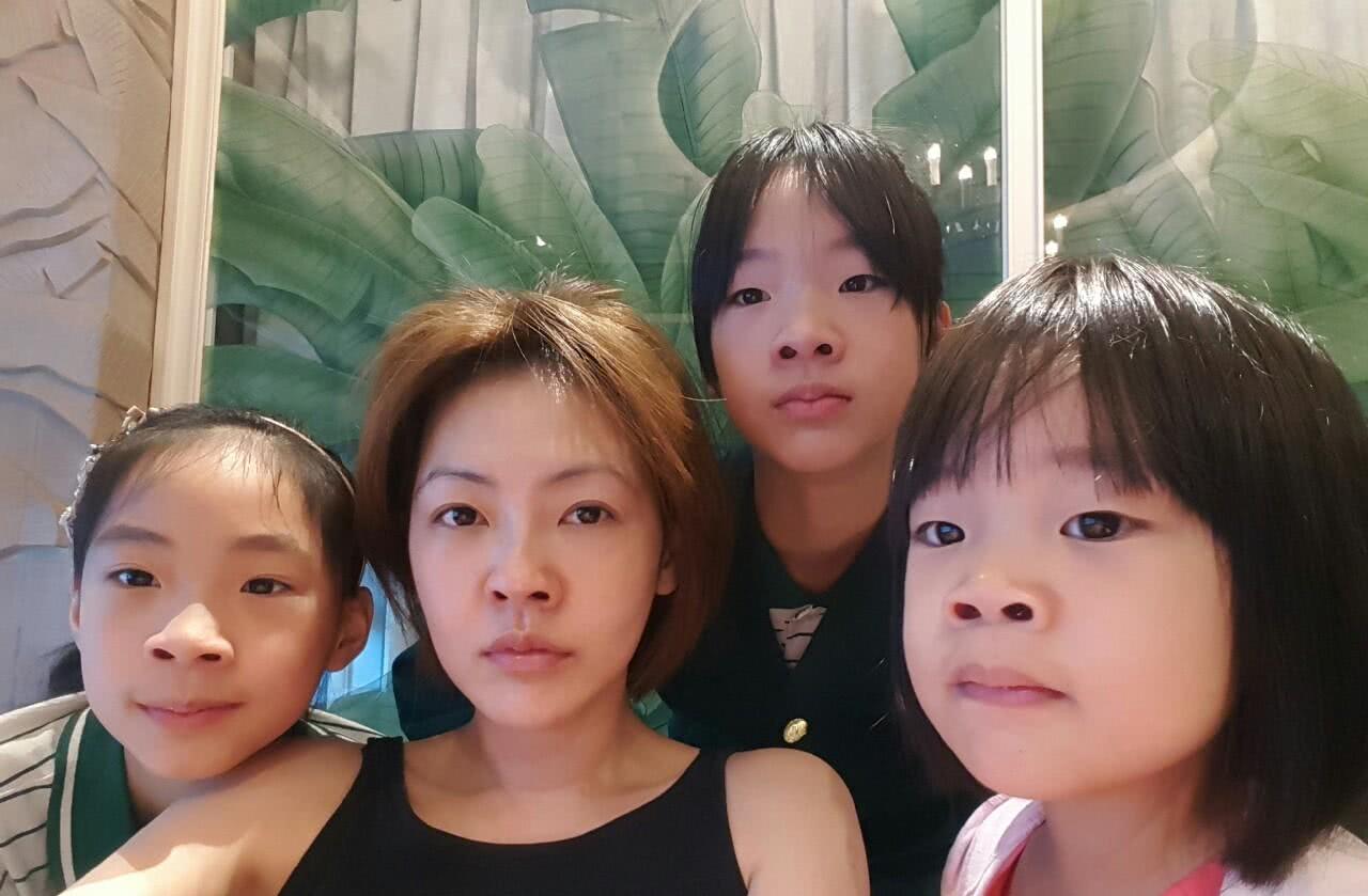 小s炫耀女兒舞蹈比賽拿冠軍，12歲許俏妞氣質超好身高趕上媽媽 娛樂 第12張