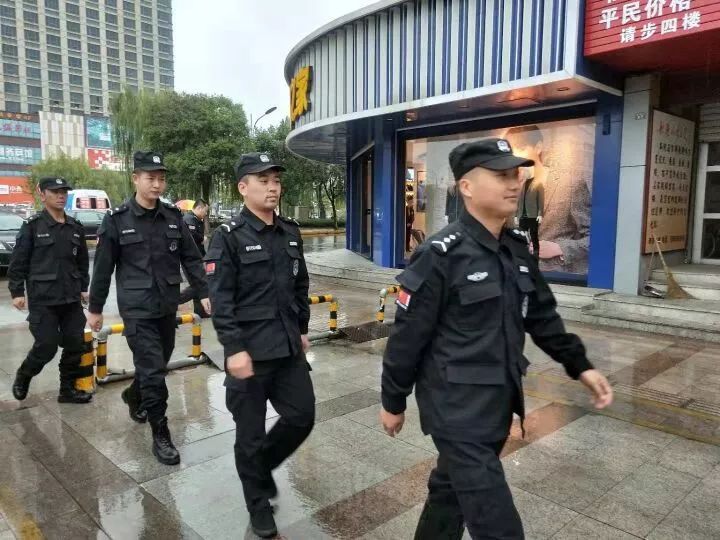 特警招聘退伍军人_招特警辅警,退役军人优先录用,正在报名中(3)