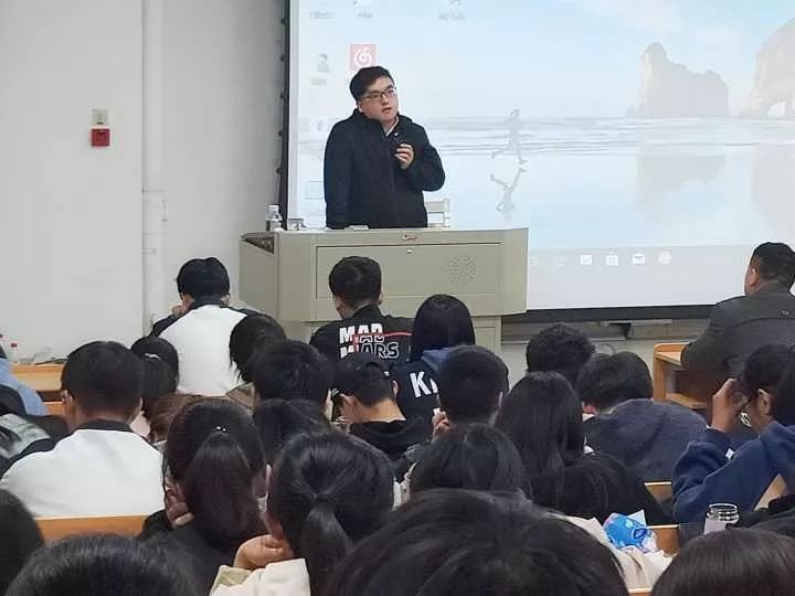 周正边学长dvdf18级辅导员刘文静学工办副主任胡云波医学影像学院党