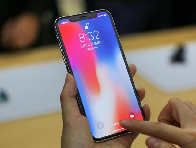 苹果在iphone x带来全新的手势交互操作后,很快引领了潮流,目前所以