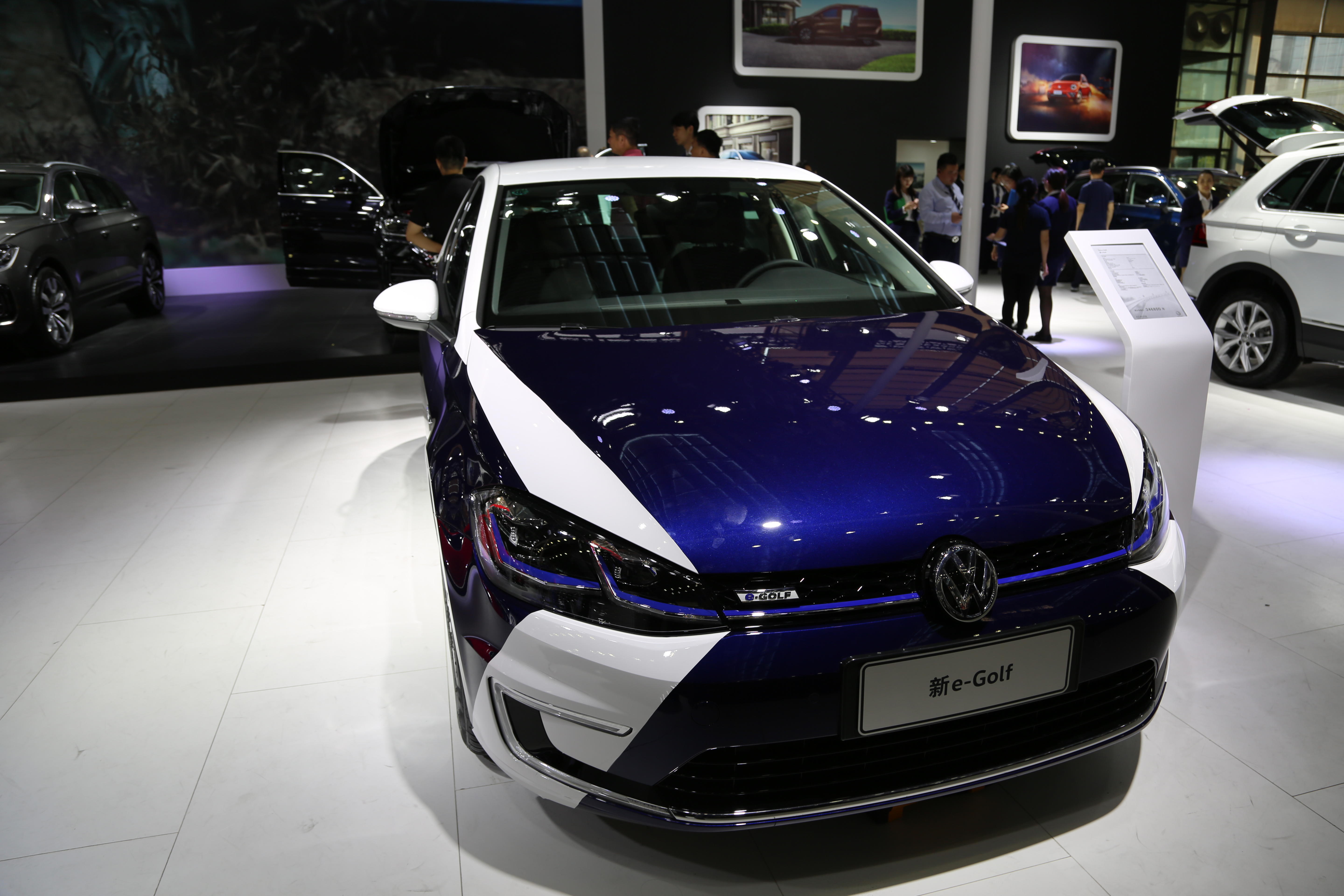 大众进口汽车new e-golf,将亮相2018广州国际车展!