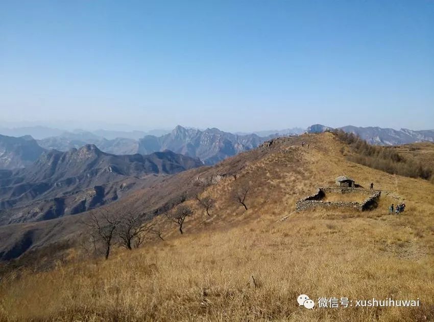 报名 11月17日北京房山"三角山-青杠尖"环穿