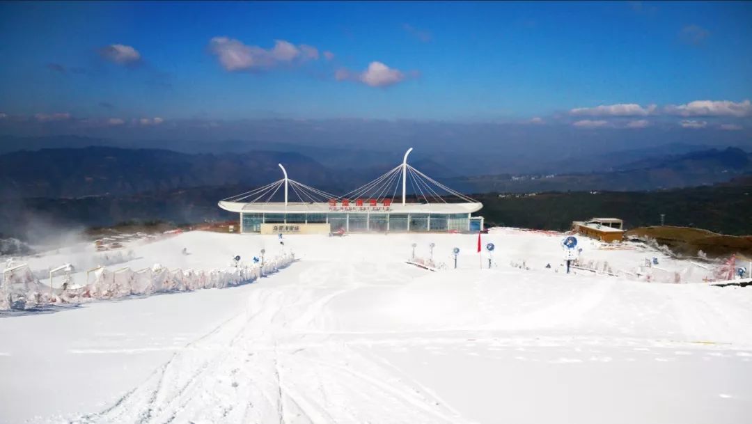 嗨翻这个冬天!贵州八大滑雪场你都知道吗?_冰雪