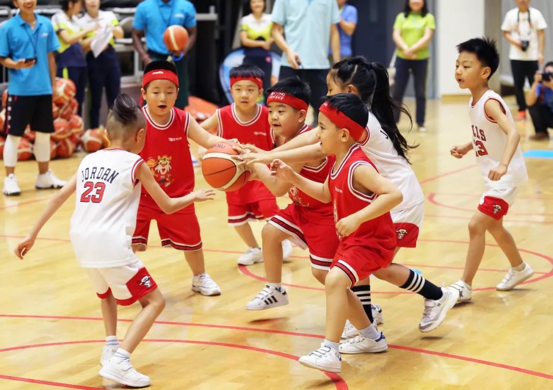 体能并非万能:幼儿更需要全面的体育教育