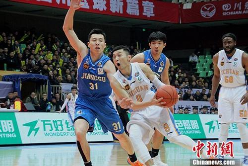 刘炜得分破万成cba史上第三位万分先生