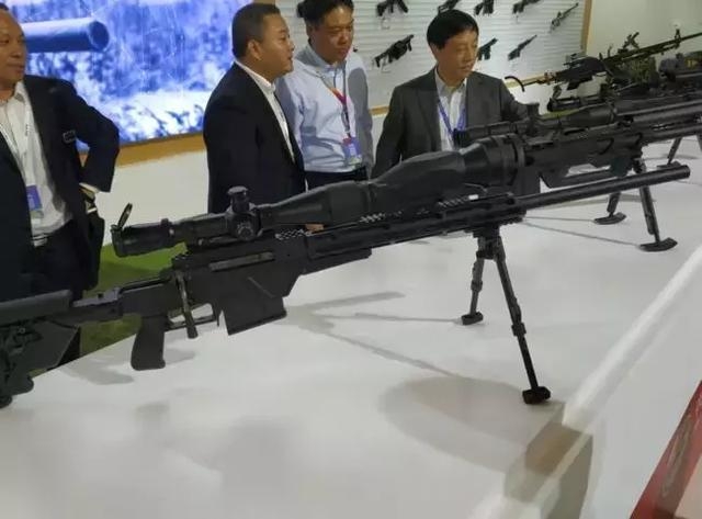 中国8.6毫米狙击步枪现身,比26万打得准打的远!