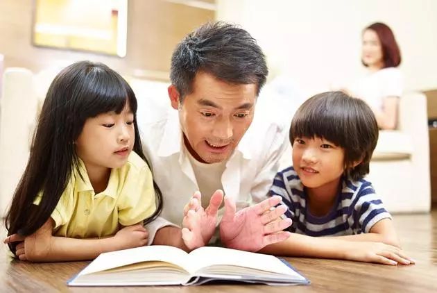 中国人情感和性教育缺失，父母该如何做？