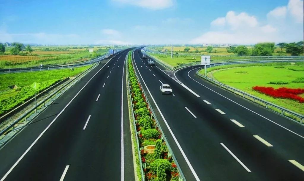 会议就 德郓高速东阿至郓城段与 郓鄄高速至濮阳段走廊方案进行了