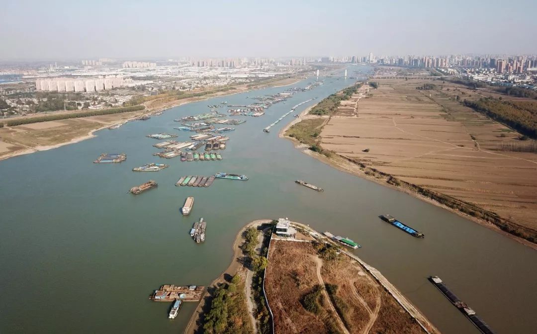 干线航道有效沟通省内要城市,矿产,实现长江,淮河水系航道直接