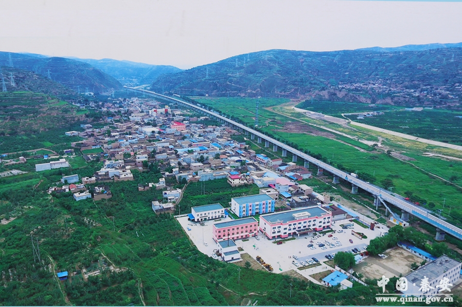 天水秦安郑川新城安置小区项目a区12栋楼,b区8栋楼已封顶!