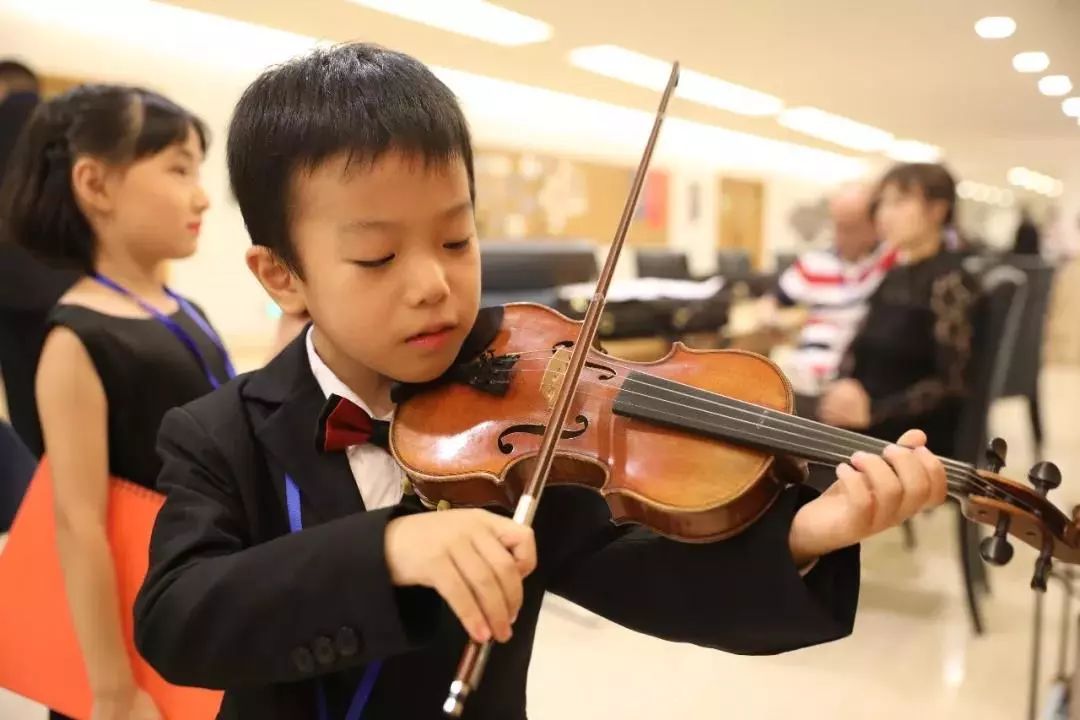 九亭大型音樂會少兒樂隊招募中！國際大師親自排練，正在面試