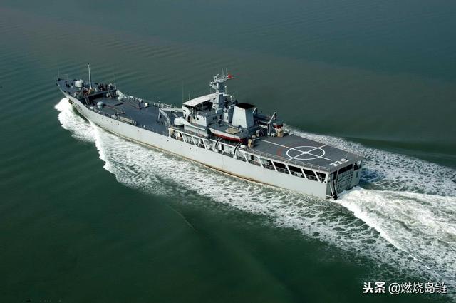 山河壮丽中国两栖舰艇家族072Ⅲ型玉亭级大型登陆舰