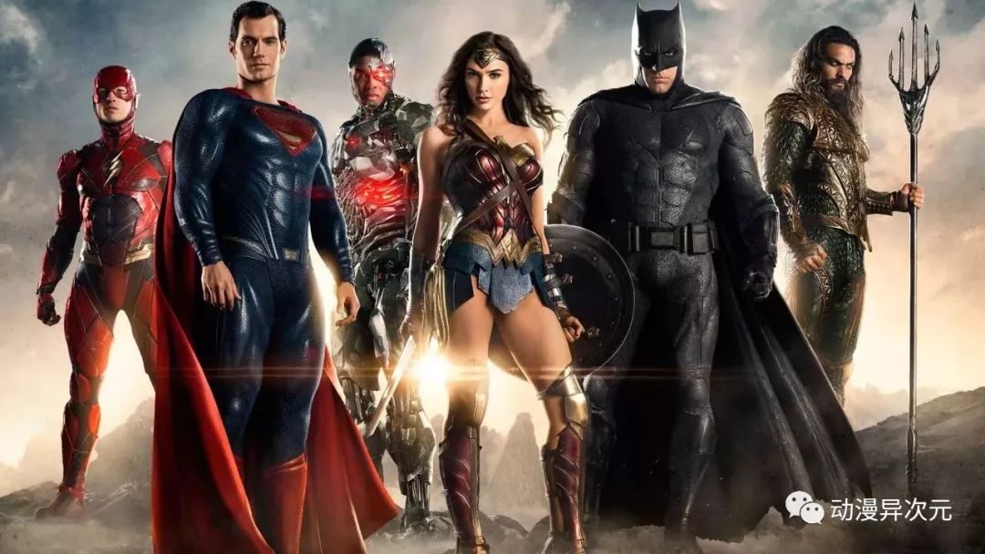 2016年上映的《蝙蝠侠大战超人》则首次集结了dc旗下两大代表人物,次