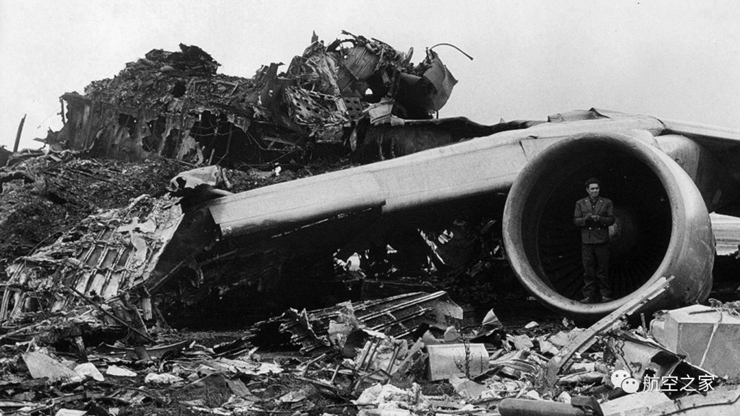 特内里费的迷雾撞机导致583人遇难的世纪大空难