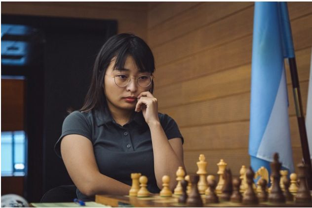 女子世锦赛中国居文君淘汰前世界棋后 率先晋级决赛