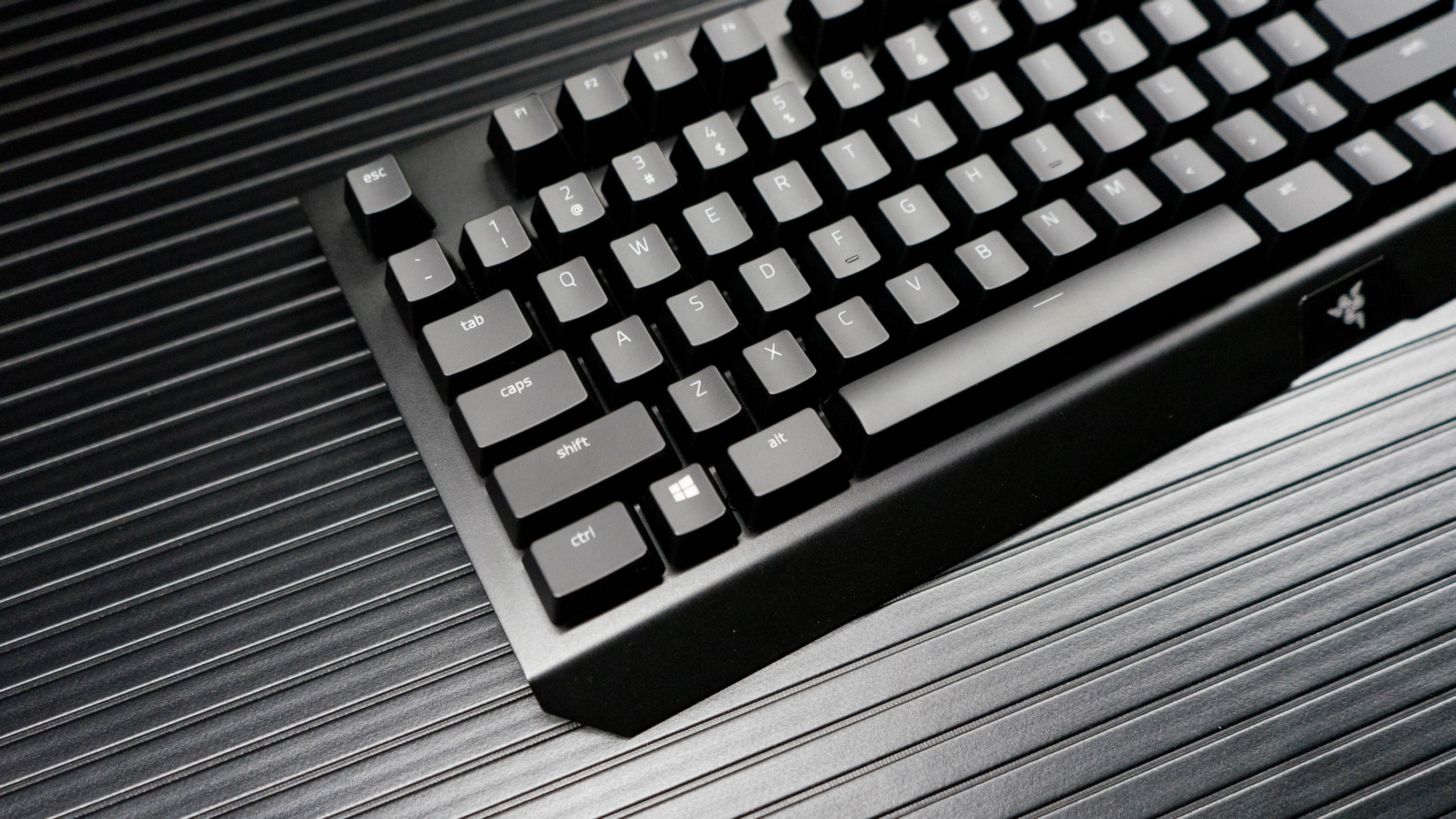 再次入坑机械键盘:RAZER 雷蛇黑寡妇蜘蛛精英版机械键盘