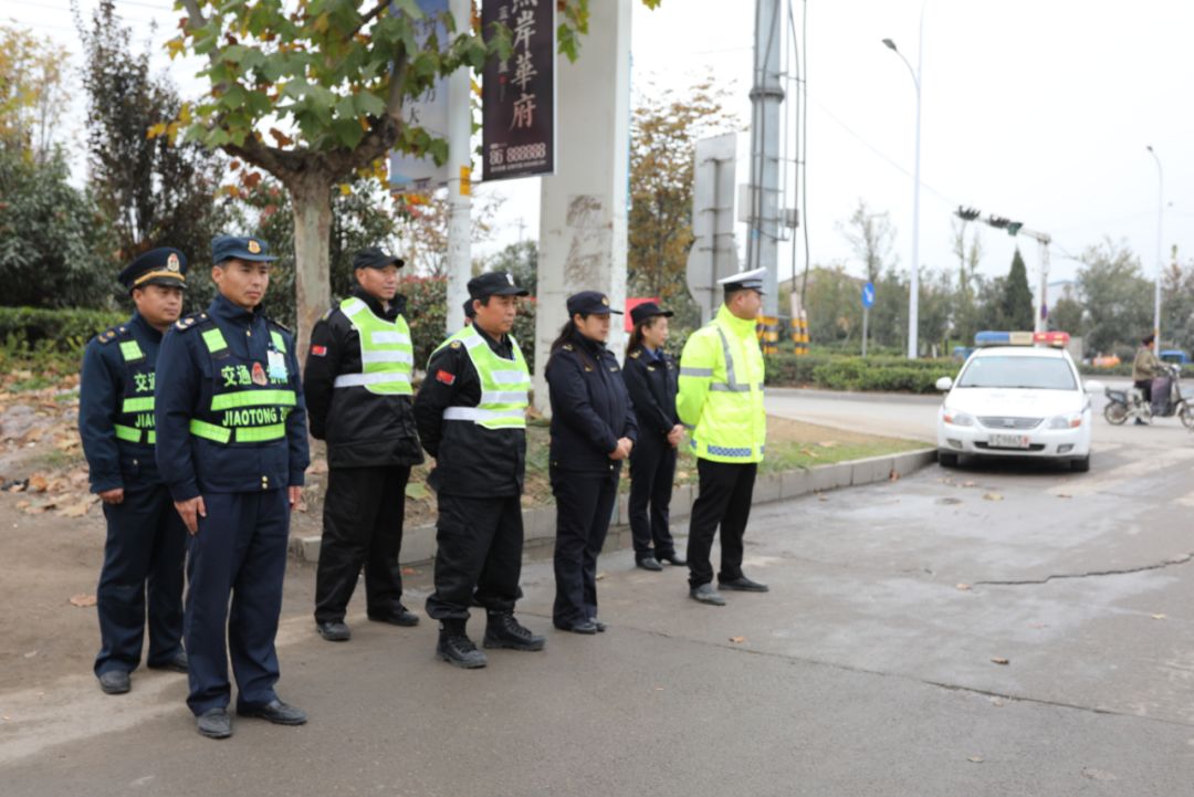 航拍丰县城区各主干道"三小车辆"整治工作获市民点赞