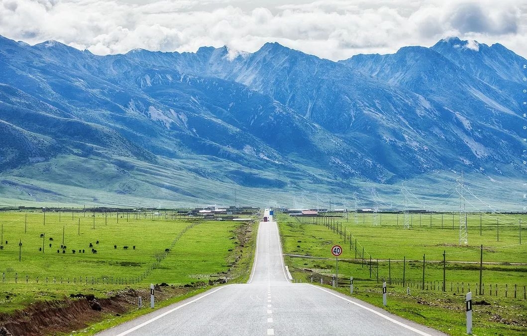 美景与自由同在,来一场说走就走的公路旅行