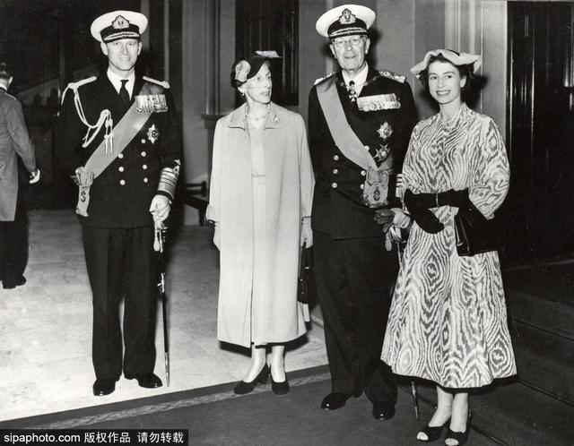 1/ 12 古斯塔夫六世·阿道夫是1950年10月29日即位的瑞典国王
